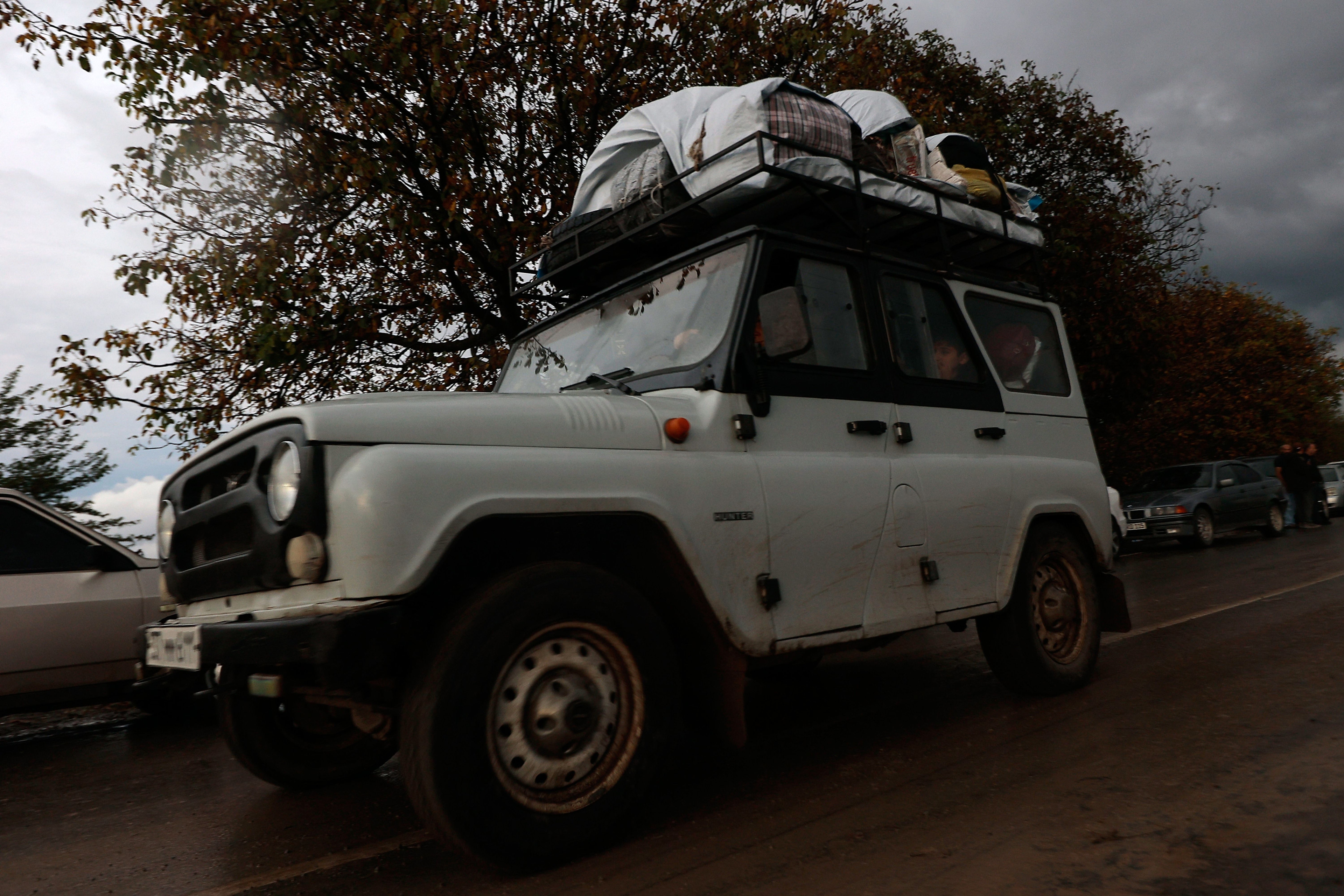 Refugees' vehicle in Kornidzor