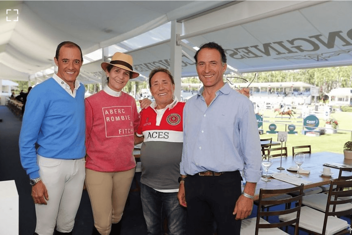 Michele Tecchia at a horserace, 2017 (second on the right) 