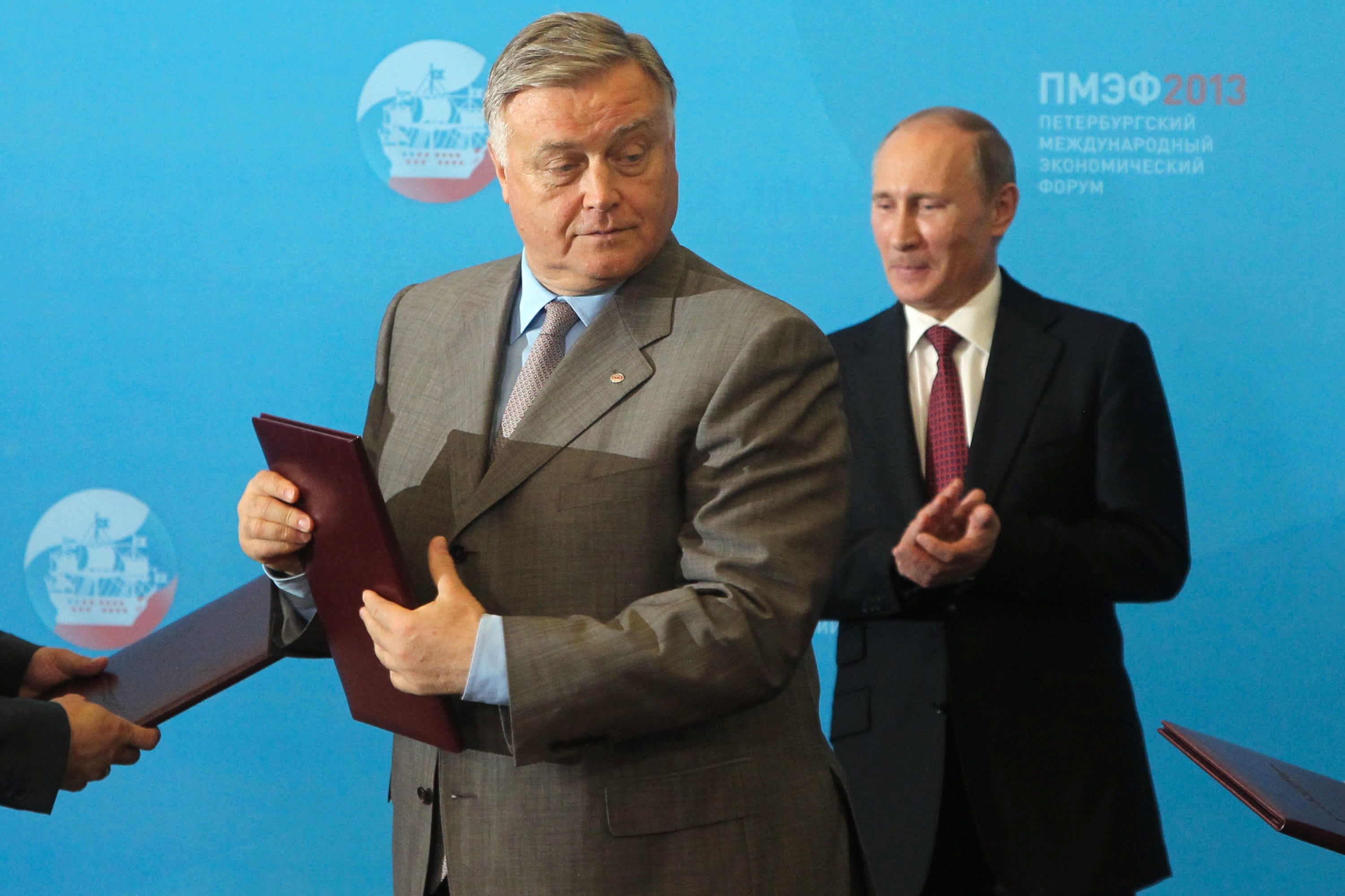 Vladimir Yakunin and Vladimir Putin