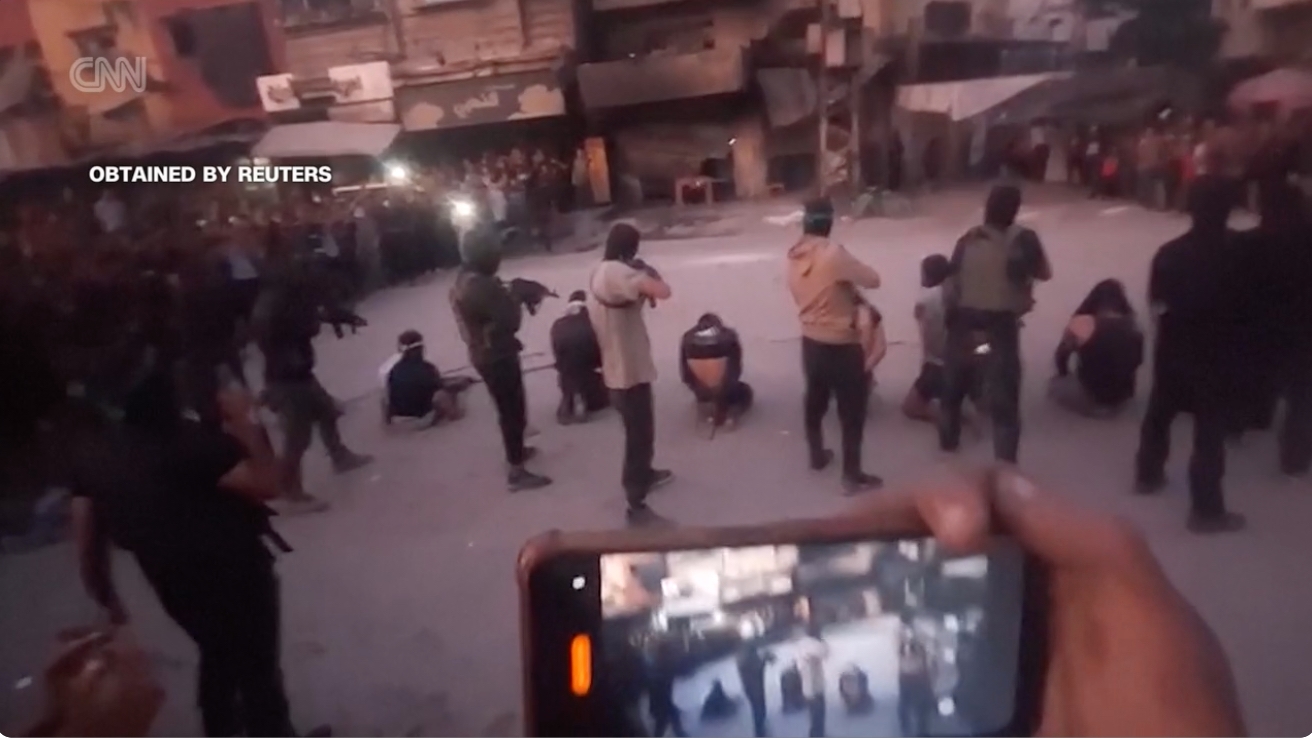 После ухода израильской армии ХАМАС сразу организовал показательные казни нелояльных