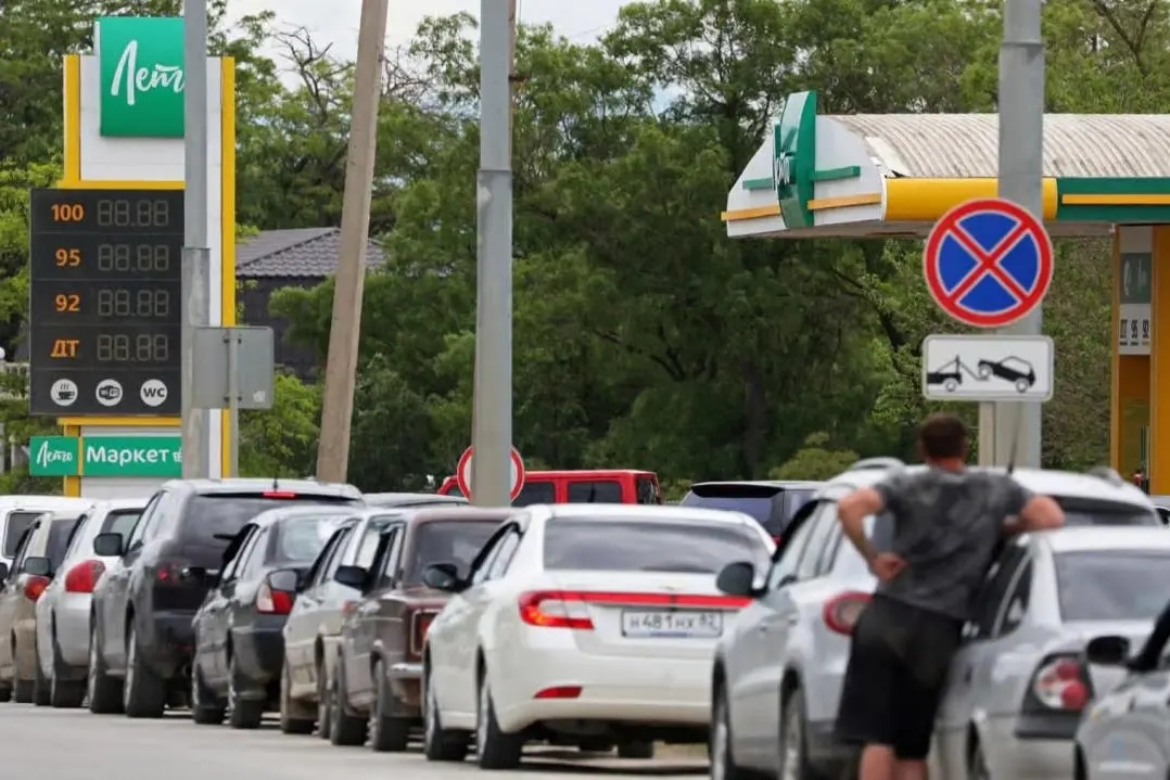 Line at a gas station in Russian-occupied Crimea in June 2026. Photo: Reuters