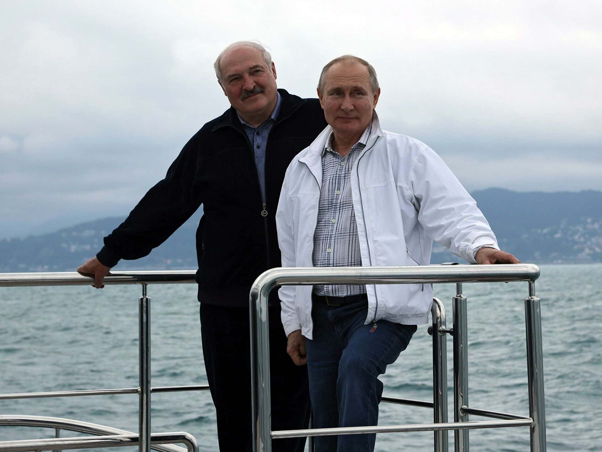 Наш сукин сын. Как российская пропаганда воспитывает Лукашенко