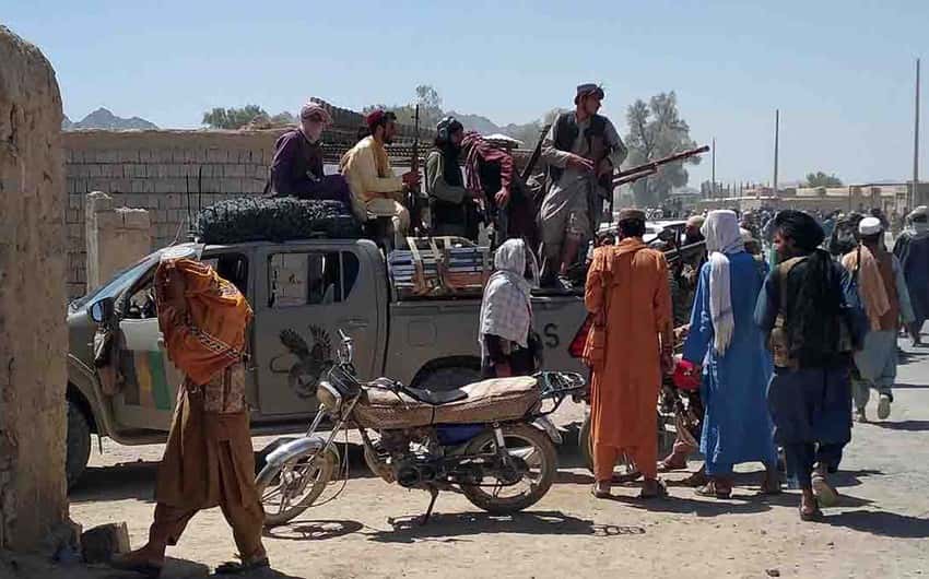 «У нас нет выбора, нам некому помочь»: что происходит в захваченном талибами Кабуле