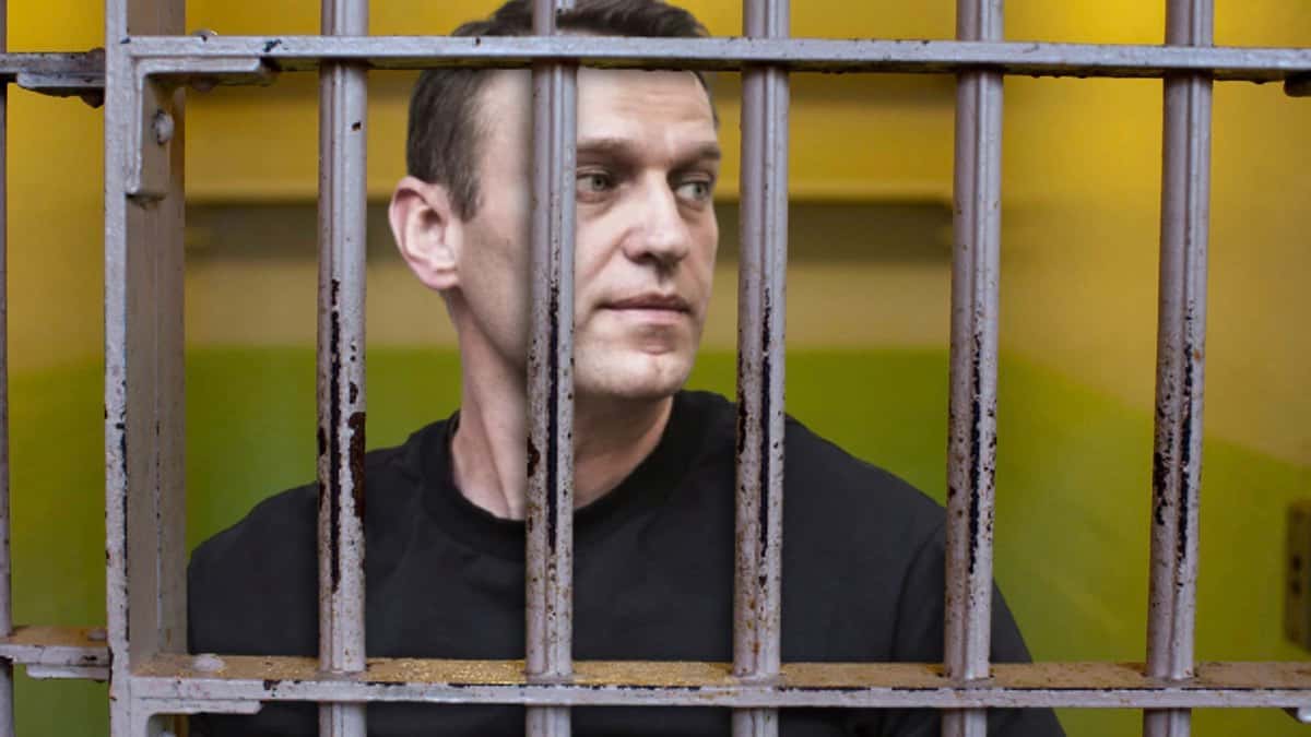 Террор, чтобы оставить Навального за решеткой и запугать или посадить остальных. ФБК и юристы о новом уголовном преследовании