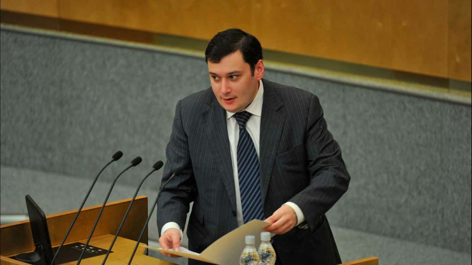 «Зачем вам паспорт, если вы ненавидите свою страну?» Депутат Хинштейн предложил лишать оппозиционеров гражданства