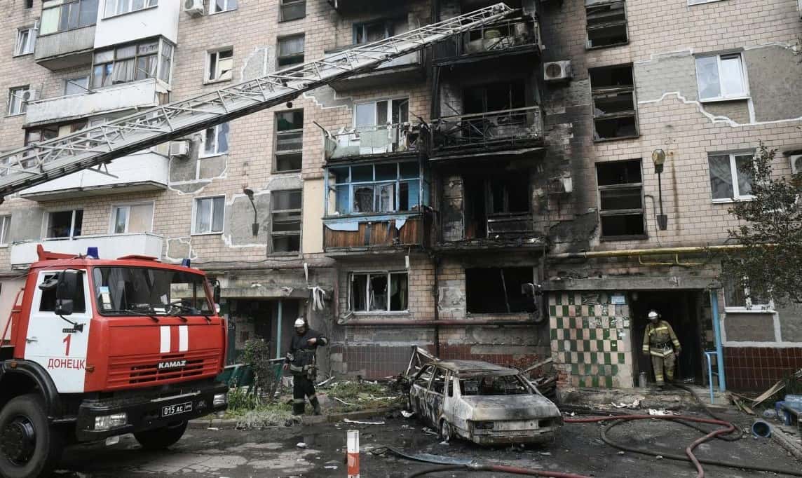 «Мы не просили нас спасать». Как живет Донецк после 24 февраля