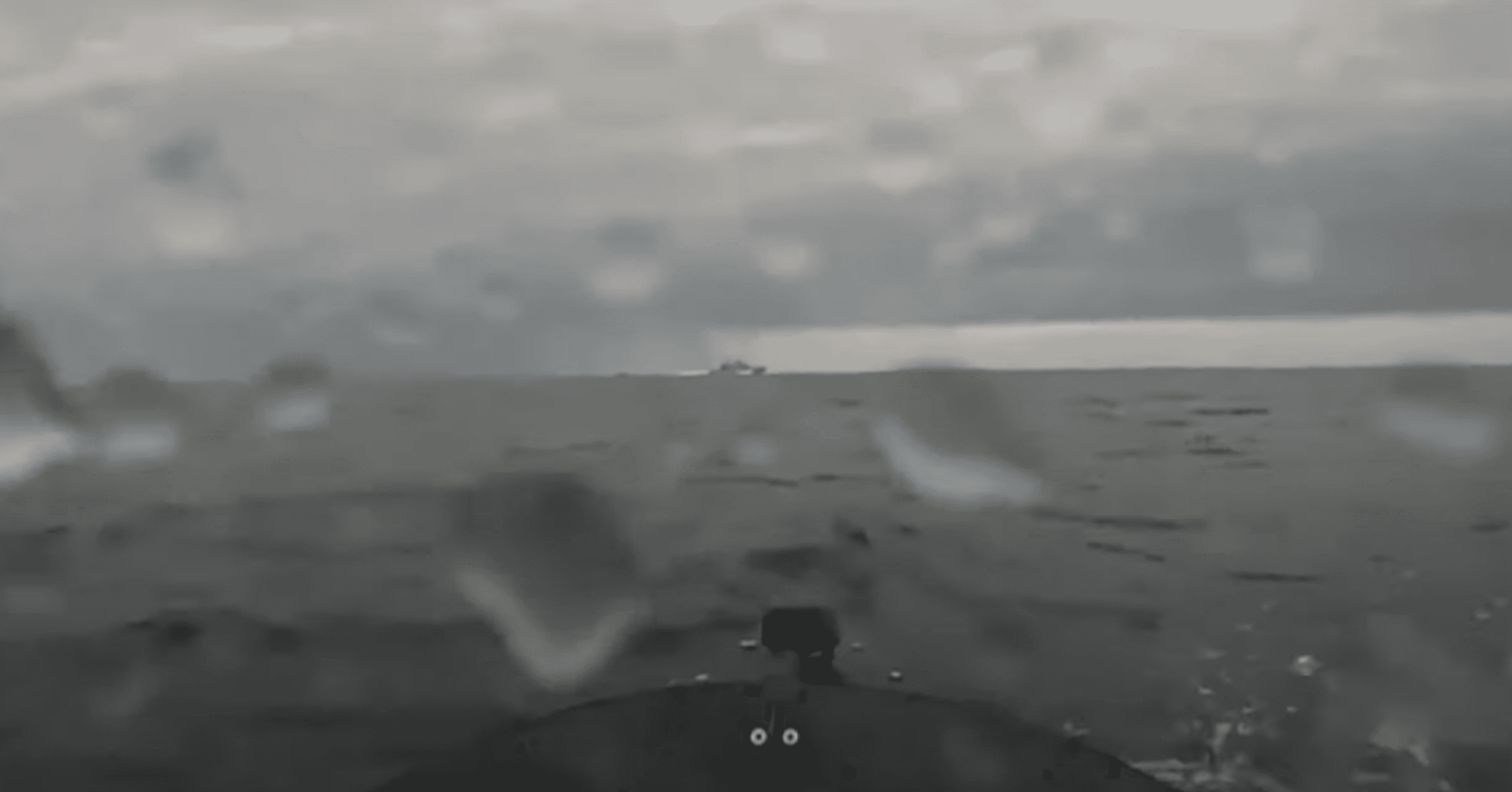 Украинские СМИ опубликовали видео атаки на корабли Черноморского флота в Севастополе