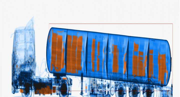 В Литве нашли в бензовозе белорусскую табачную контрабанду на 1 млн евро, ее пытались провезти в Россию