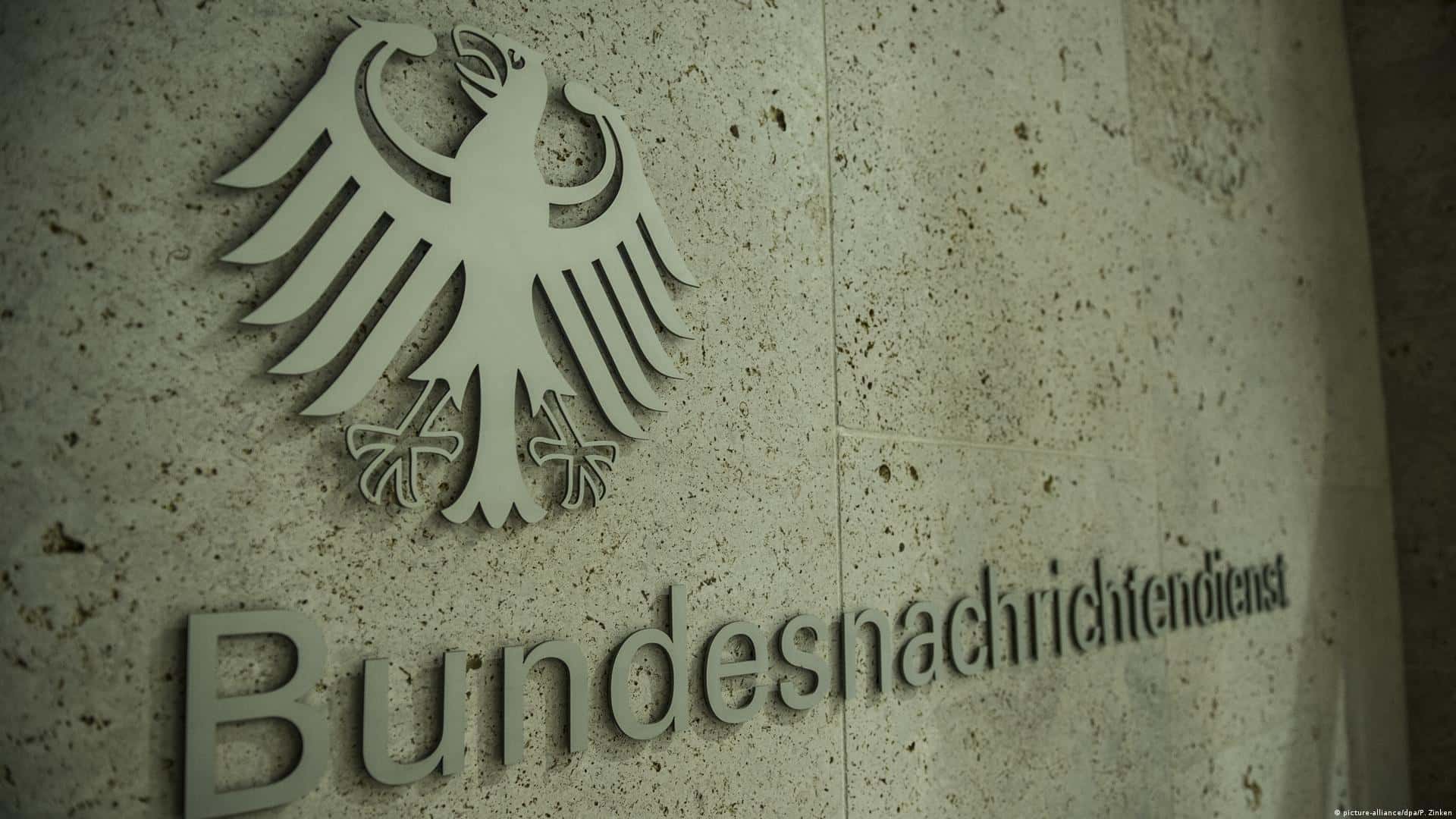 Spiegel: В разведке Германии разоблачили двойного агента, который работал на Россию  