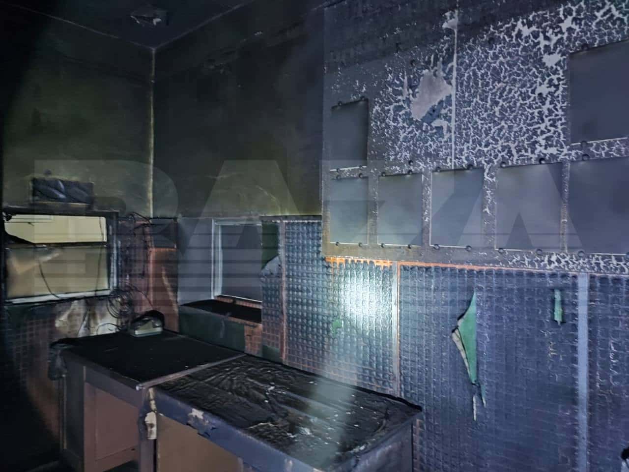 Baza: Поджигателем военкомата в Саратовской области оказался бывший единоросс