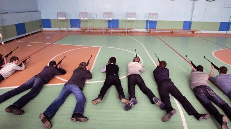 «Ъ»: Министерство образования отправило в четыре вуза Москвы программу курса по начальной военной подготовке