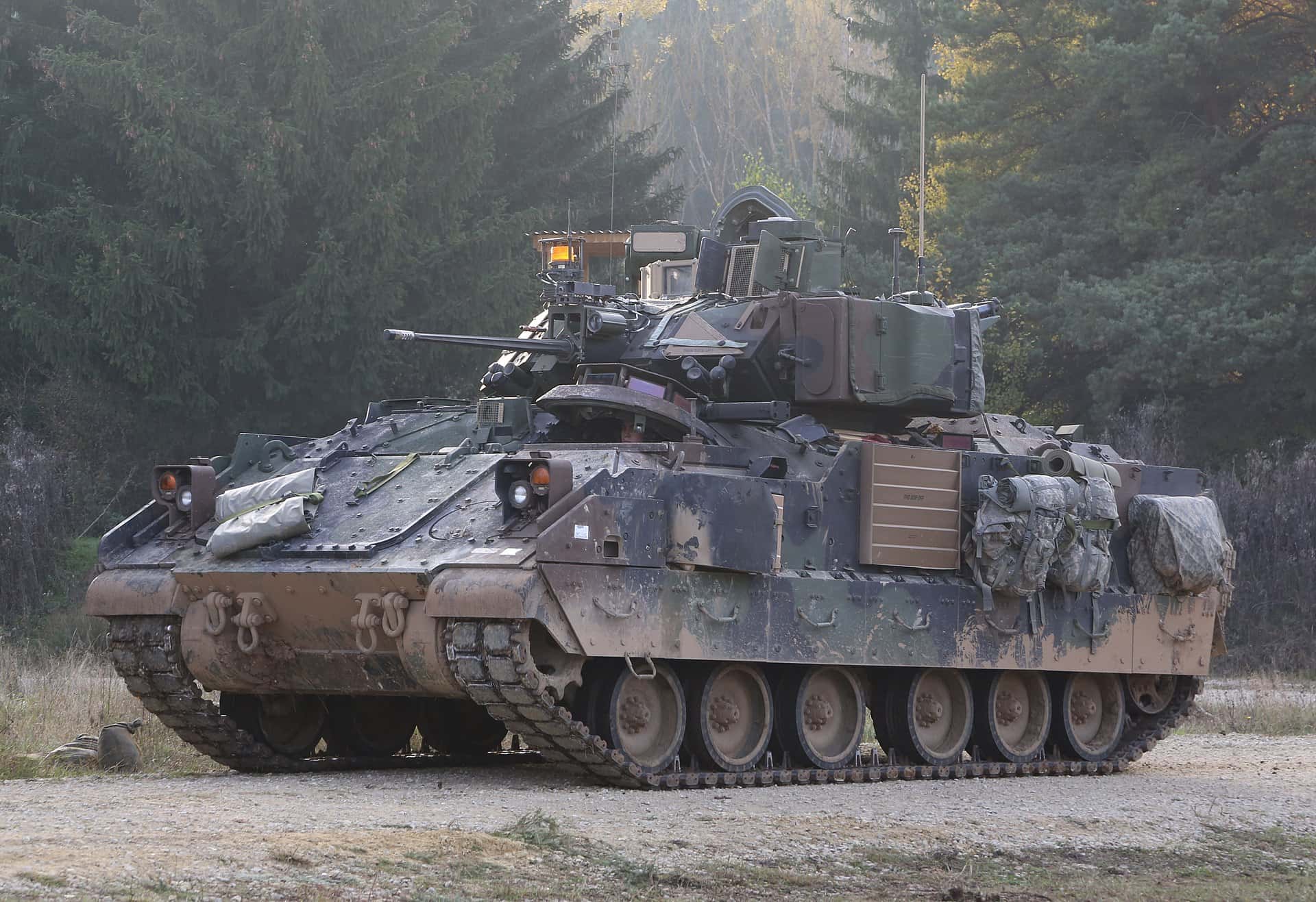 Машина времени генерала Конашенкова. Об уничтожении американских БМП, еще не переданных Украине, Минобороны РФ отчиталось еще в сентябре