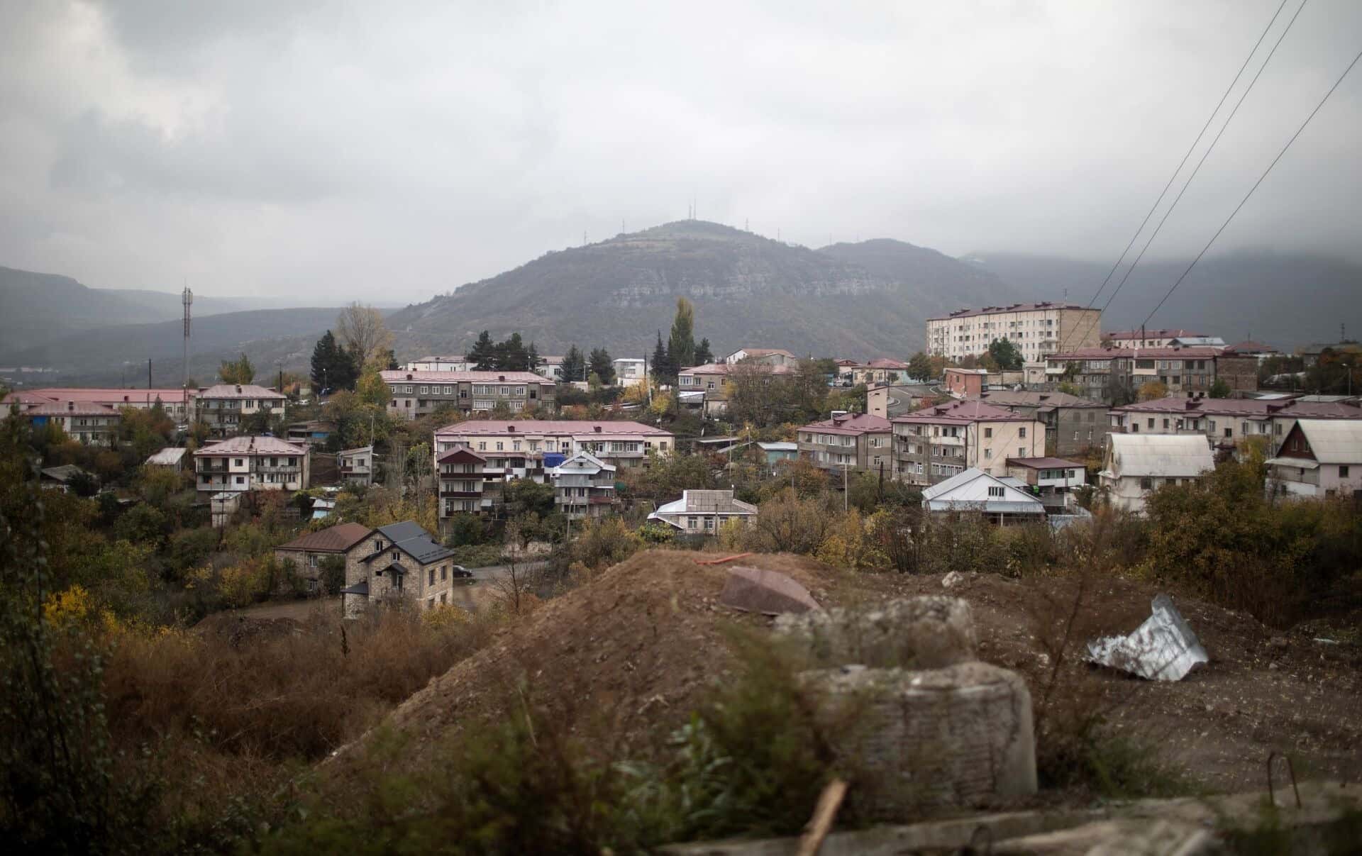 В Карабахе произошло столкновение между Арменией и Азербайджаном. Погибли несколько человек