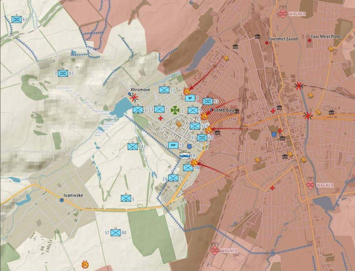 ЧВК Вагнера грозится уйти из Бахмута, «снарядный голод» в ВС РФ, украинцы отрицают сбитие «Кинжала». Что происходит на фронте