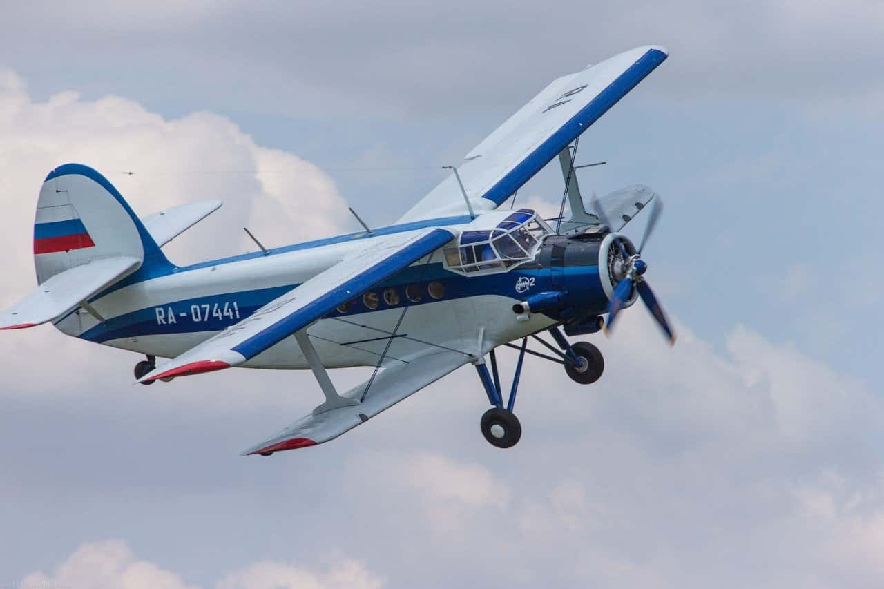 Российским авиакомпаниям не хватает запчастей для «кукурузников» Ан-2. Причина — в отказе европейских поставщиков от сотрудничества