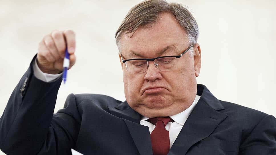 Глава ВТБ Костин зарабатывал почти 1 миллиард рублей в месяц, следует из утечки налоговых данных за 2020 год — «Важные истории»