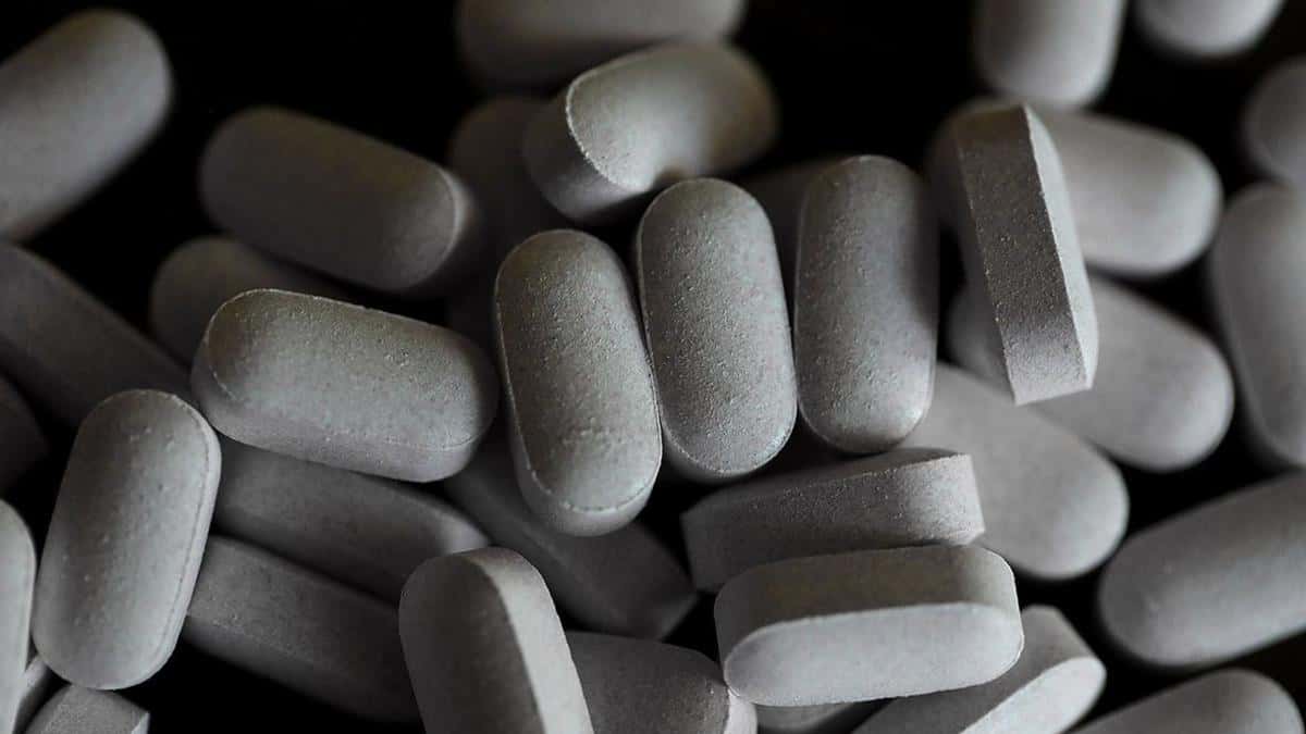 «Ъ»: Одна из крупнейших фармкомпаний MSD прекратит поставки Исентресса в Россию. Его назначают пациентам с ВИЧ