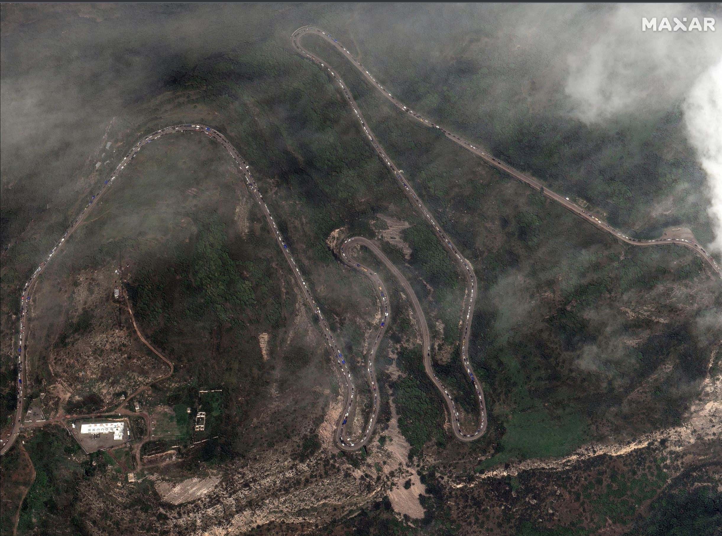 В Армению из Нагорного Карабаха эвакуировались уже 42 тысячи человек