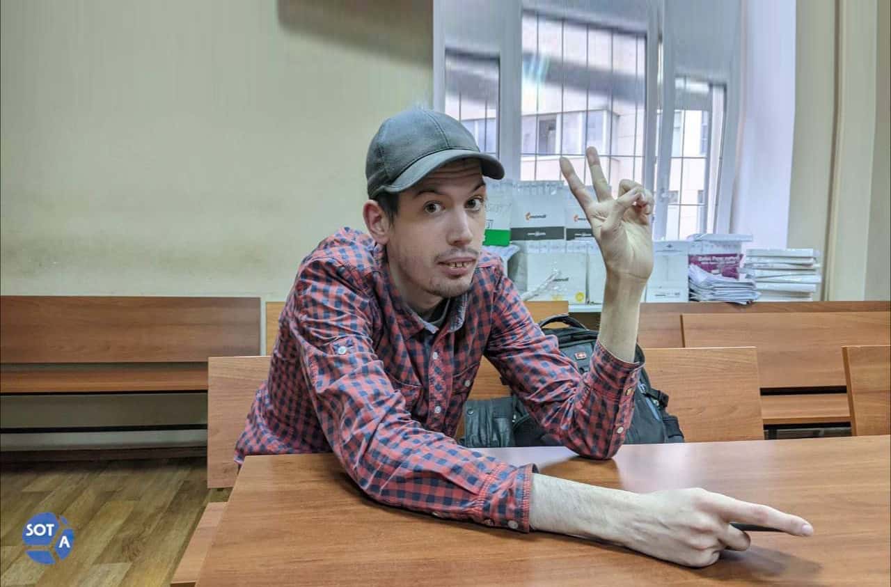  В Кыргызстане похитили участника «Левого блока» Скорякина. Ранее другого активиста силой вывезли из страны в РФ, где поместили в СИЗО