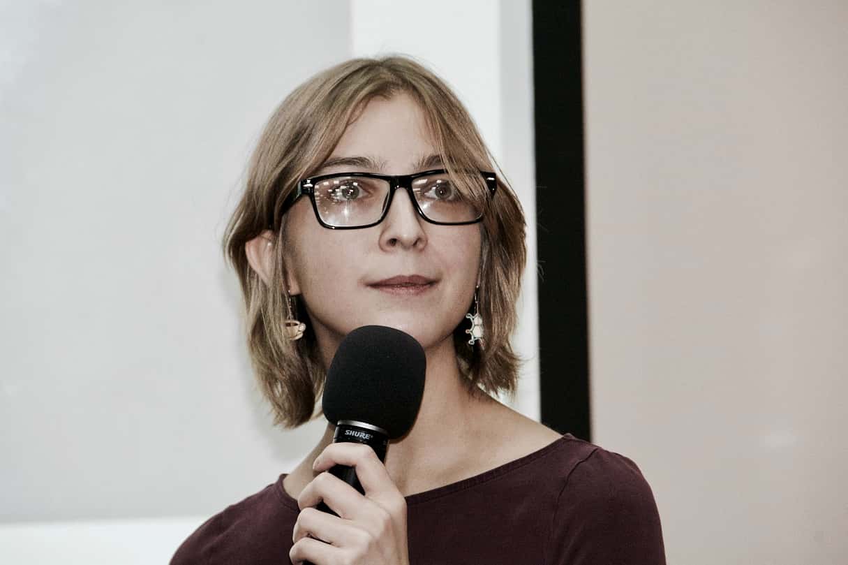 В сети книжных магазинов «Читай-город» объяснили отмену встречи с научной журналисткой Асей Казанцевой угрозами в ее адрес