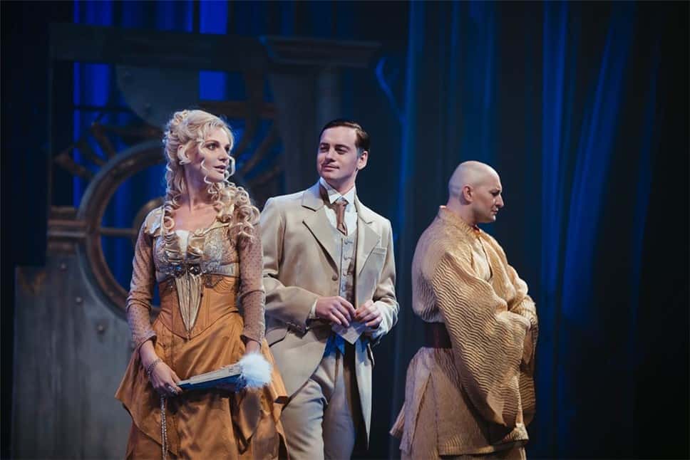 Московский театр отменил спектакль «Приключения Фандорина» по мотивам произведения Бориса Акунина