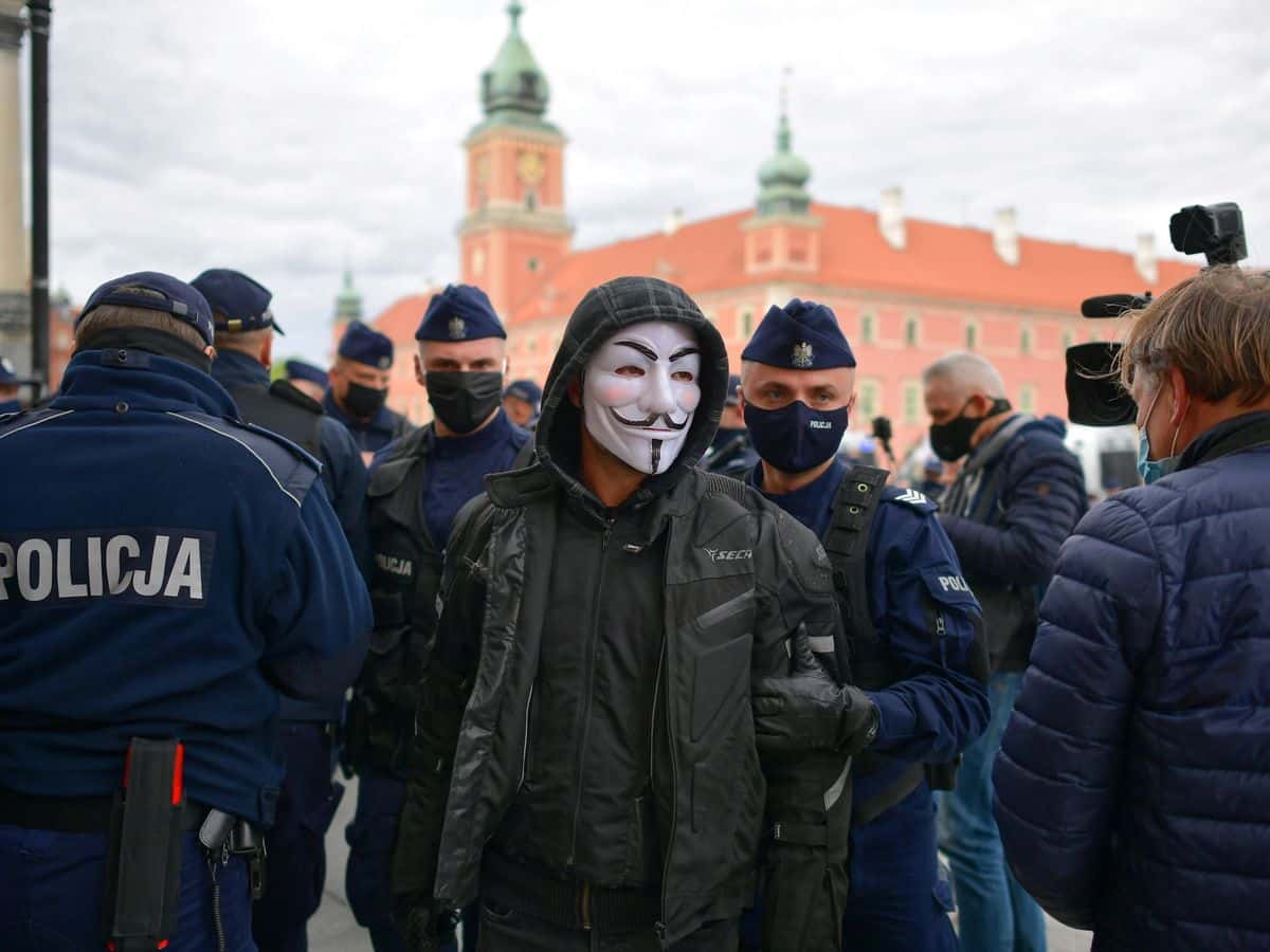 В Польше осудили 14 человек по делу о российской шпионской сети. В нее входил хоккеист из РФ