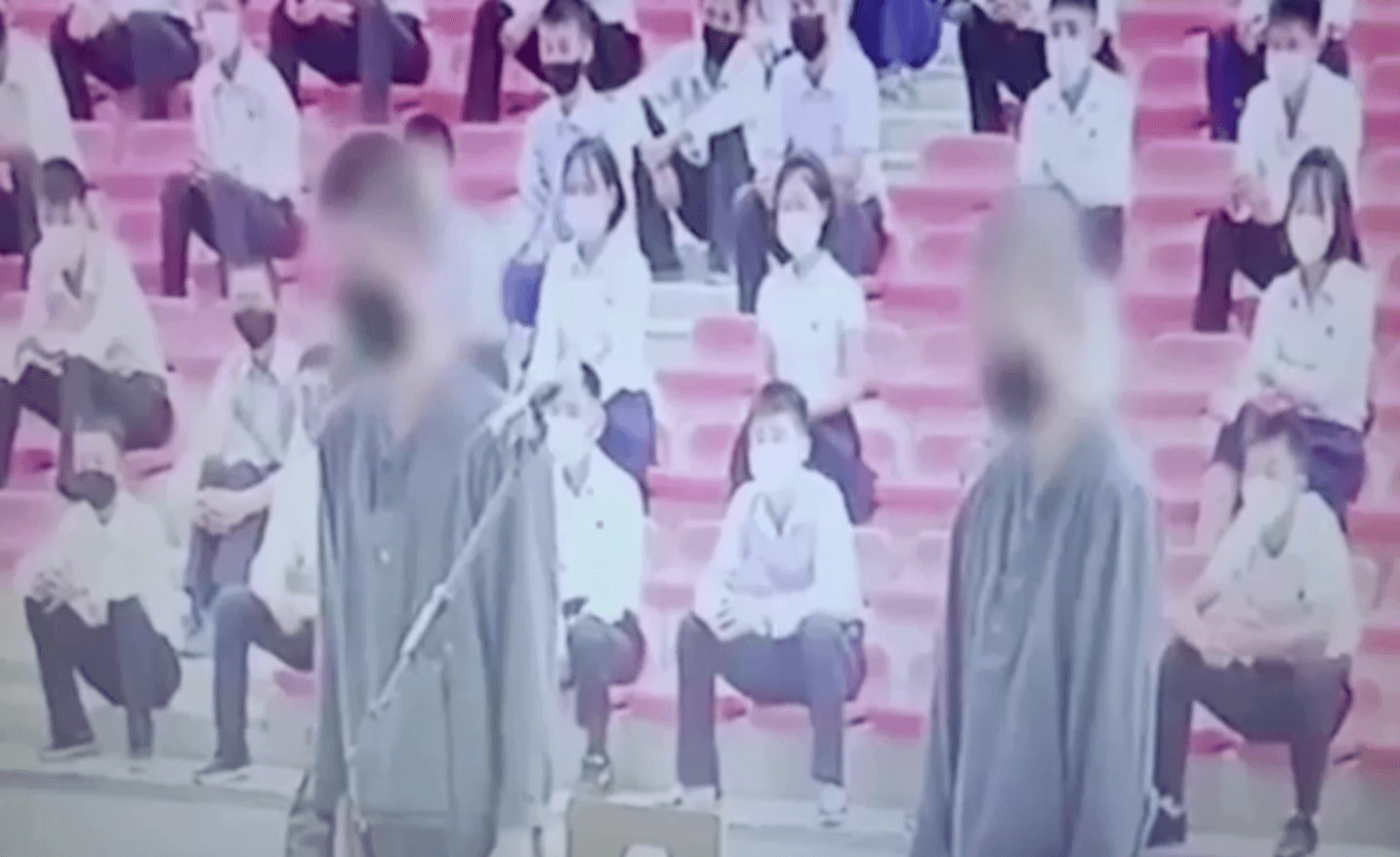 В КНДР двух 16-летних подростков приговорили к 12 годам заключения за просмотр южнокорейских сериалов — Би-би-си