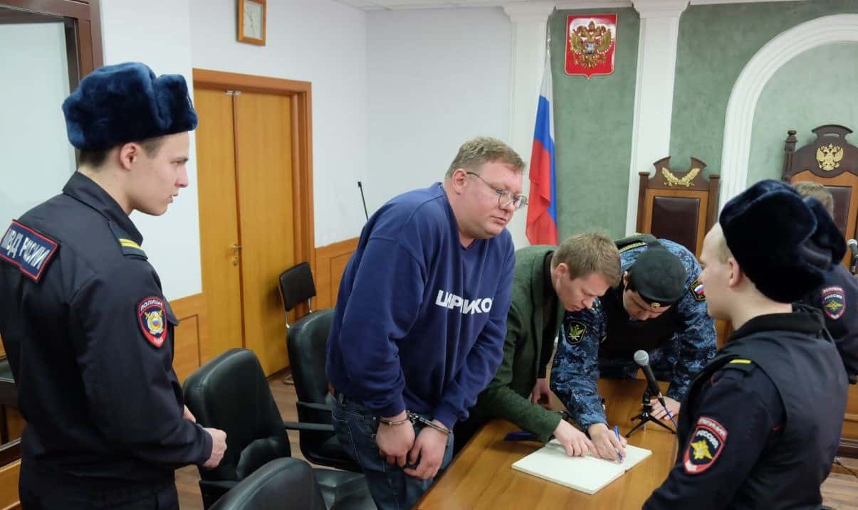 Пиарщика из Екатеринбурга Ярослава Ширшикова приговорили к двум годам колонии за комментарий о смерти «военкора» Татарского