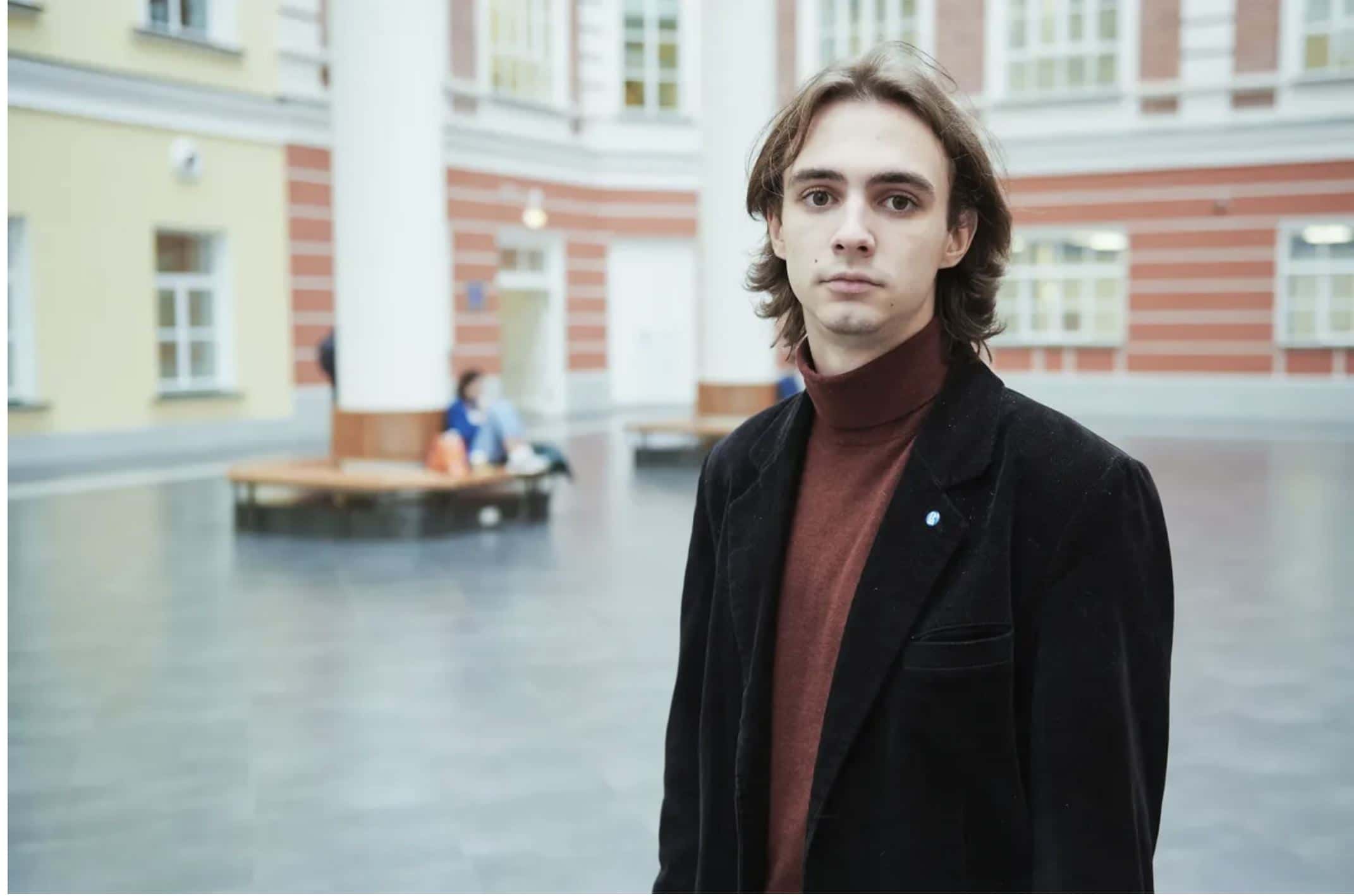 Главу комиссии по контролю Молодежного парламента при Госдуме арестовали за «пропаганду ЛГБТ» 