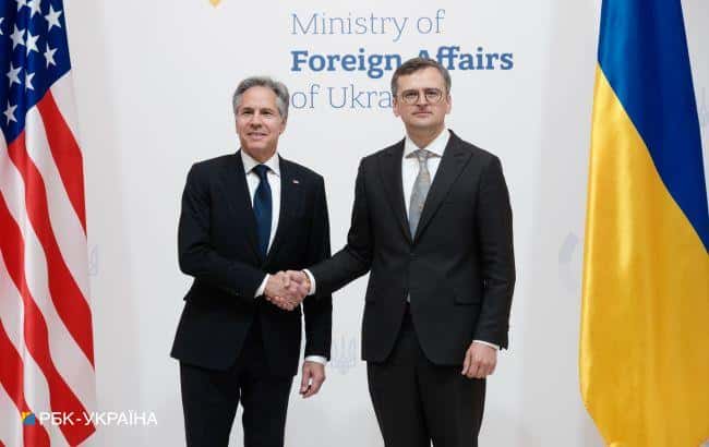 Госсекретарь США Блинкен объявил о выделении Украине $2 млрд на закупку оружия и инвестиции в украинскую оборонную промышленность