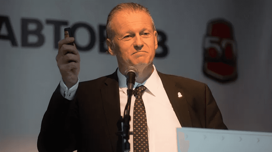 Директор АО «Кама» и бывший вице-президент АвтоВАЗа Харальд Грюбер получил российское гражданство