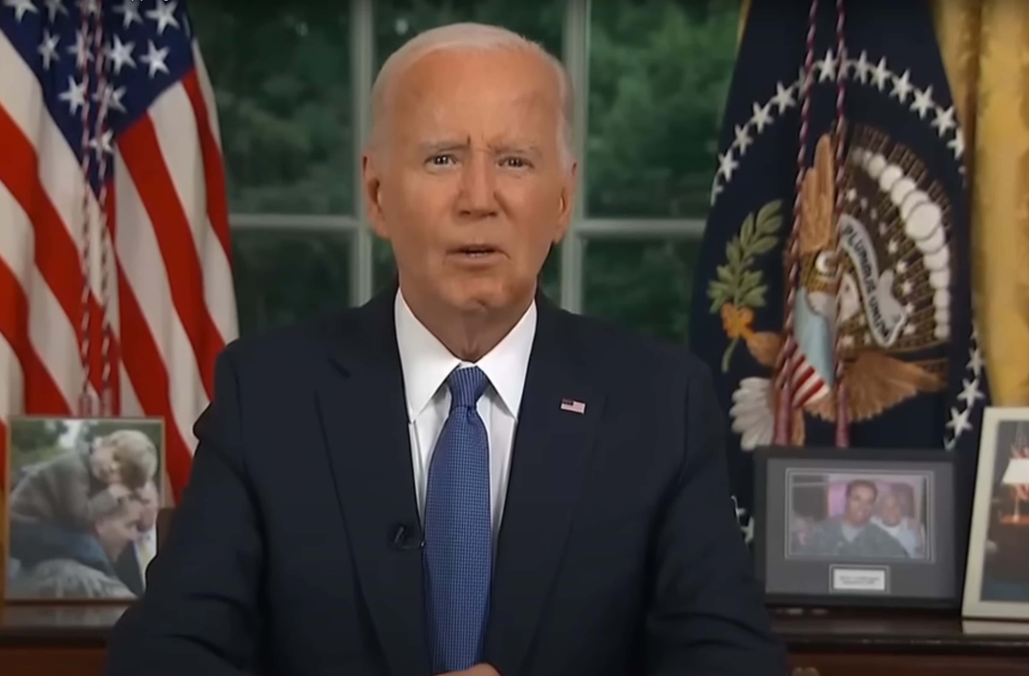 Байден выступил с обращением к нации, в котором объяснил, почему вышел из президентской гонки