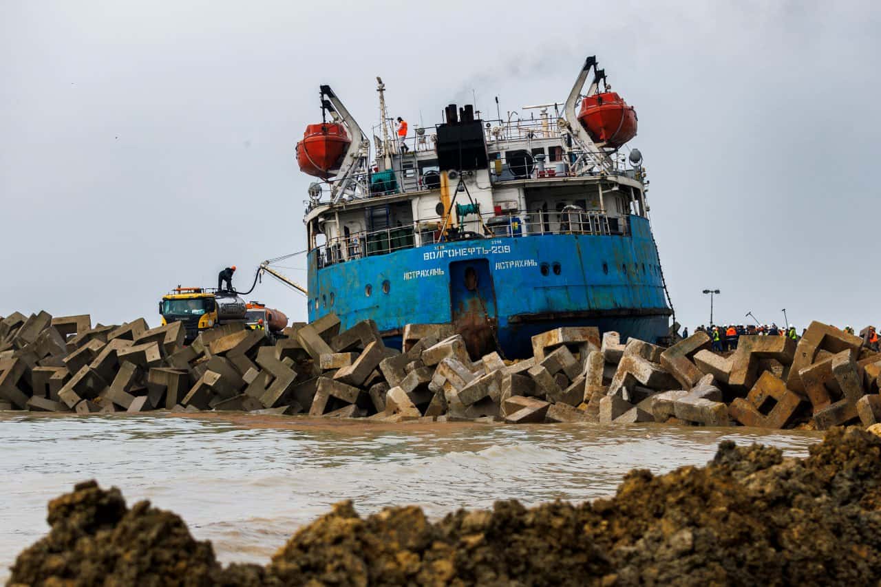 Пляжи Кубани восстановят от мазута к маю 2026-го, заявил глава Минприроды. На следующий день он пообещал привести их в порядок к этому лету