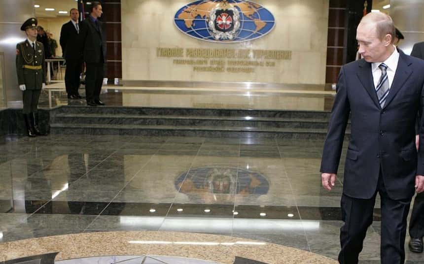 Рошка и мышка. Почту президента Франции взломали сотрудники ГРУ