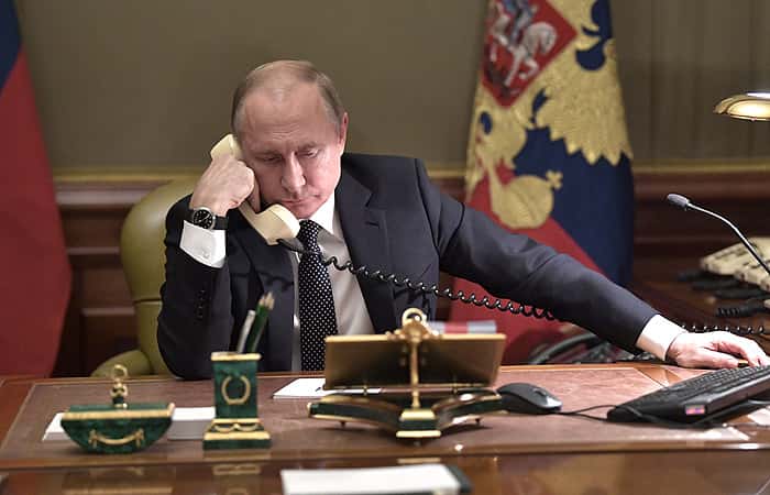 Кремль заявил о пересмотре позиции по мирным переговорам из-за «атаки БПЛА на резиденцию Путина». Минобороны РФ не в курсе этой атаки