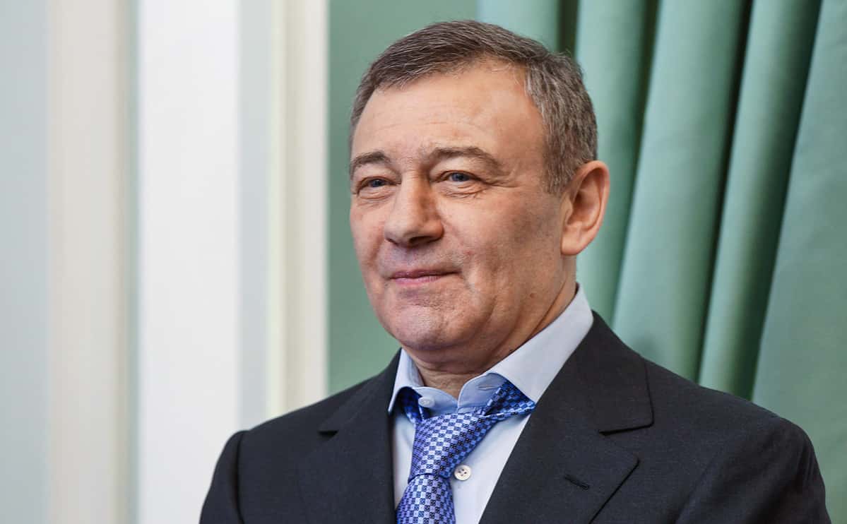 Russia’s antimonopoly service paves the way for Putin ally Arkady Rotenberg to dominate the domestic alcohol market