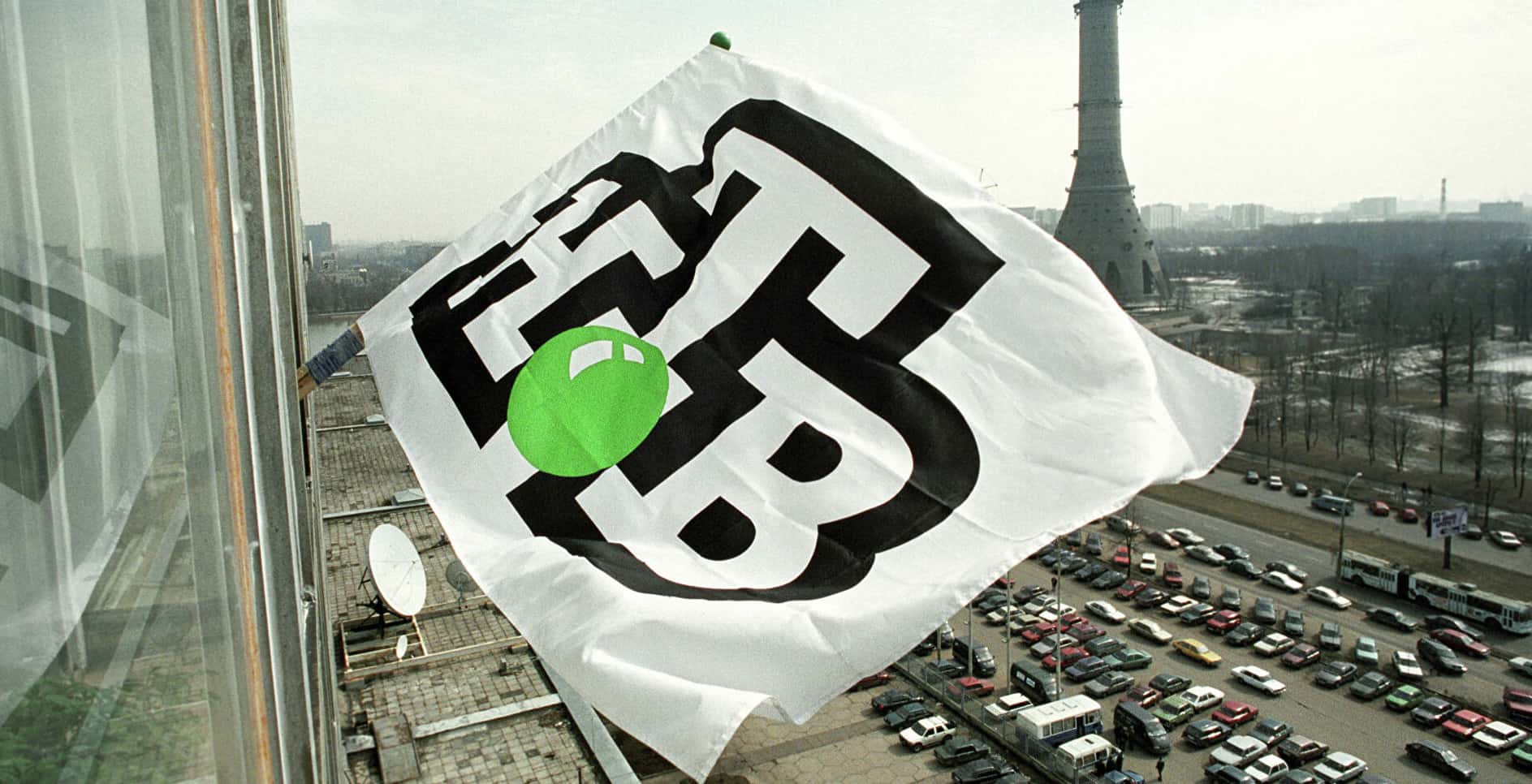 Фейк Альфреда Коха: телеканал НТВ в 2001 году не был захвачен, а достался «Газпрому» за долги