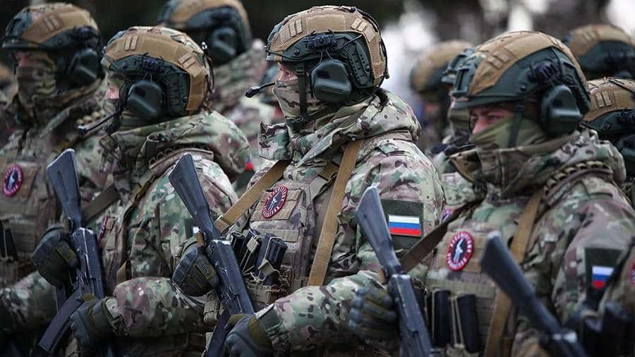 В Думу внесли законопроект, разрешающий использовать войска для защиты арестованных за границей россиян