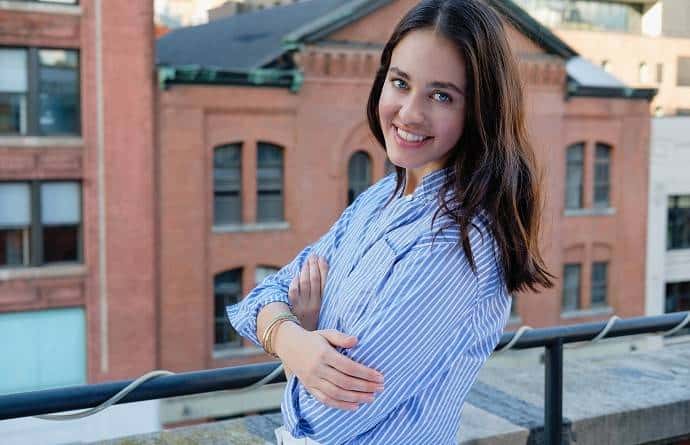 Семья ближайшей помощницы Эпштейна связана с российскими спецслужбами и госорганами — Explainer