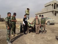 Iraqi Kurds from the Peshmerga during the war against ISIS, 2014–2016