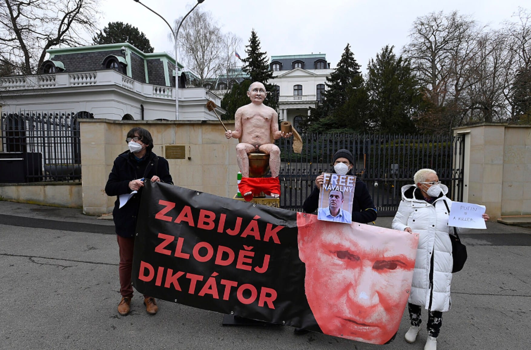 Better use money than brute force: Dimitar Bechev on why Russia is running out of friends in Eastern Europe