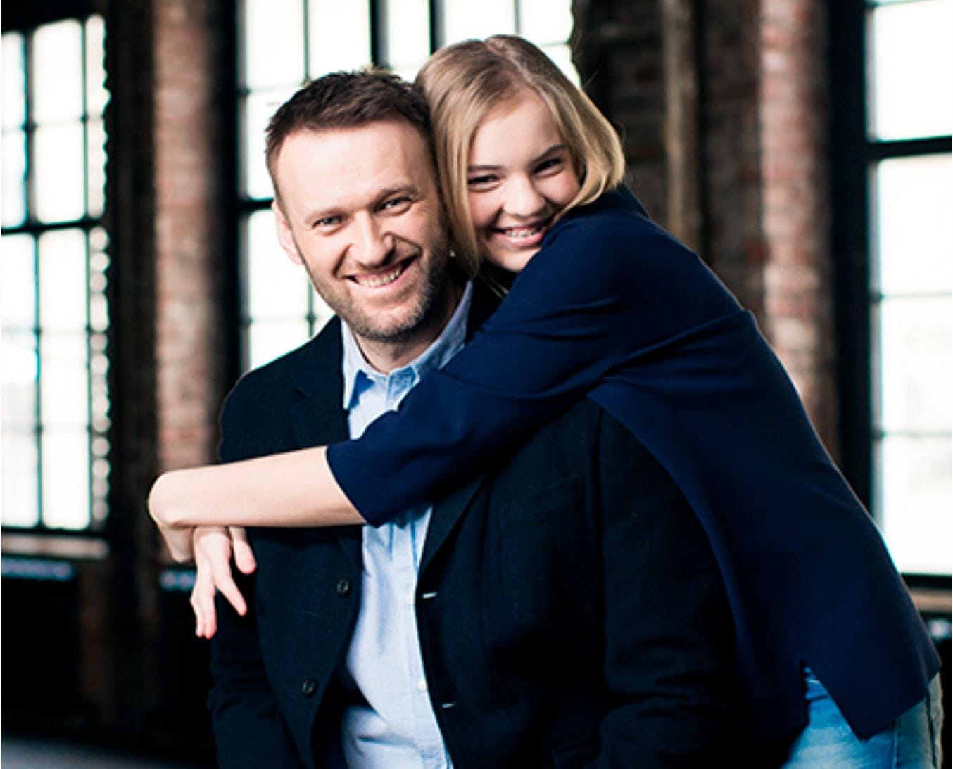 Дарья Навальная получила премию Сахарова «За свободу мысли», которую Европарламент присудил ее отцу