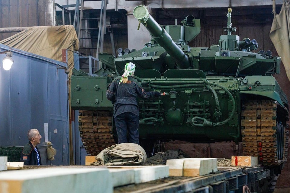 «Нездоровый рост» и «перегрев»: экономисты усомнились в оптимистичных оценках 2023 года и прогнозах Путина