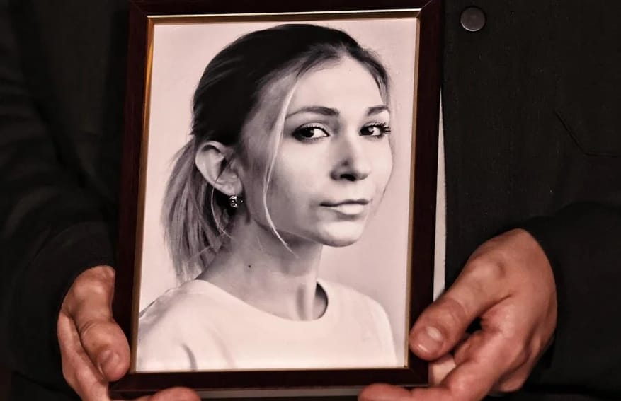 Body of Ukrainian journalist Viktoriia Roshchyna returned from captivity in Russia missing internal organs