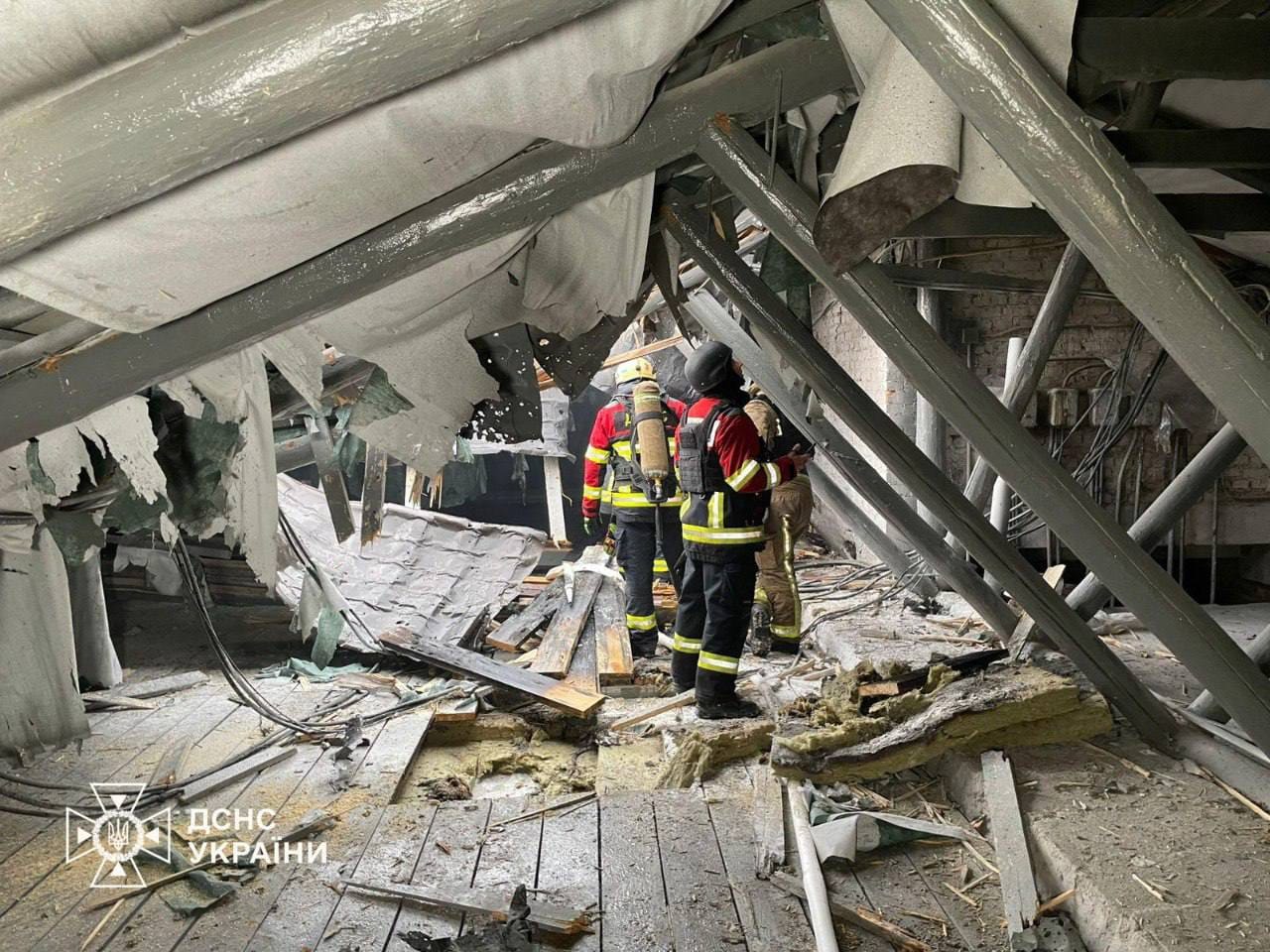 Russian drone strikes prenatal clinic in Ukrainian city of Sumy as part of nationwide attack