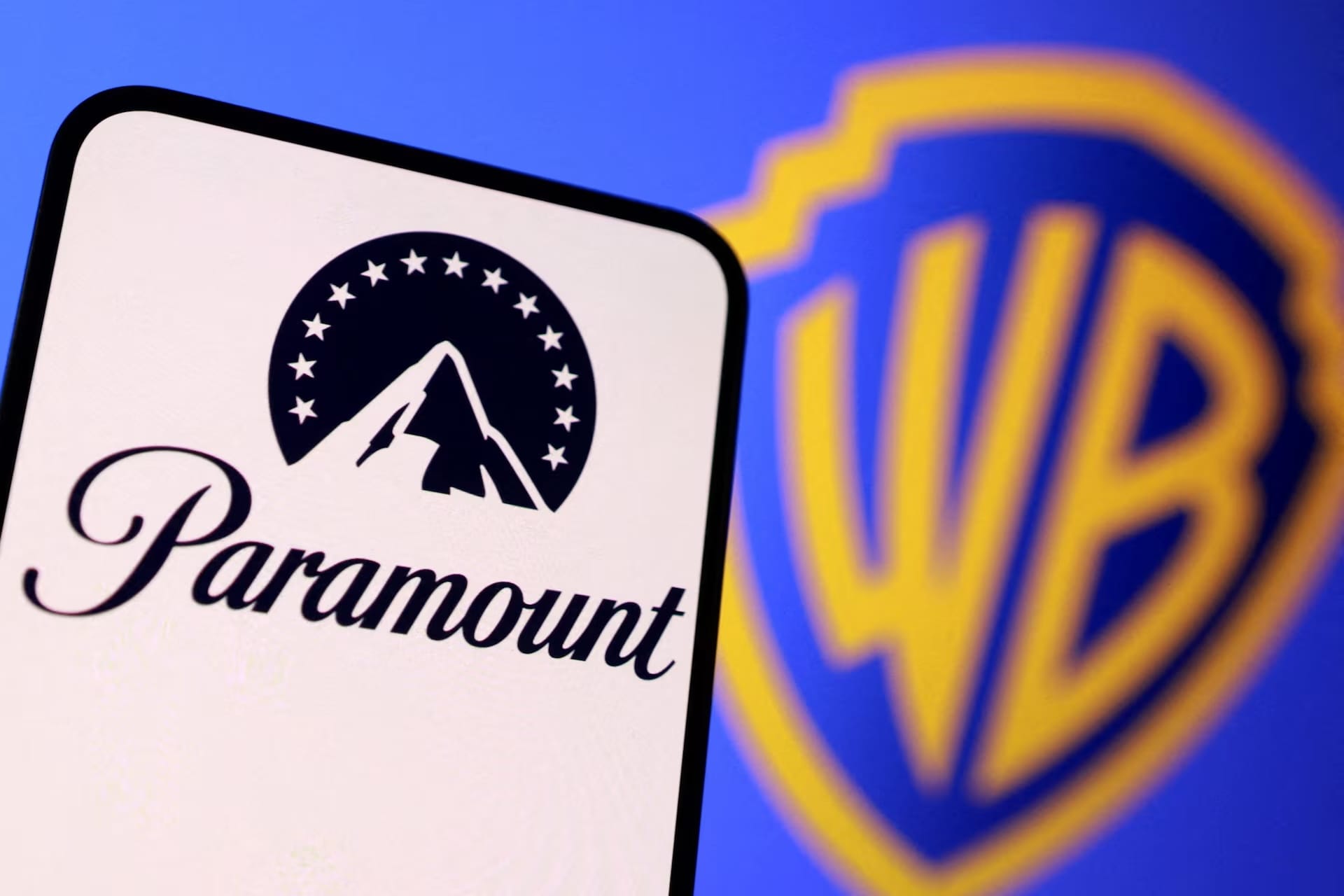Paramount подала в суд на Warner Bros. и выдвинет своих директоров в совет кинокомпании, чтобы сорвать ее сделку с Netflix