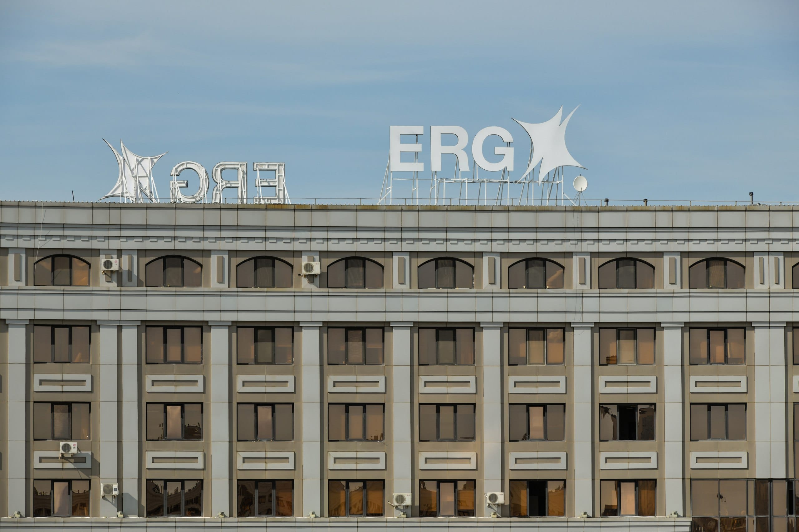 Eurasian Resources Group could lose its OFAC license for settlements with Russian banks over deal with businessman linked to VTB