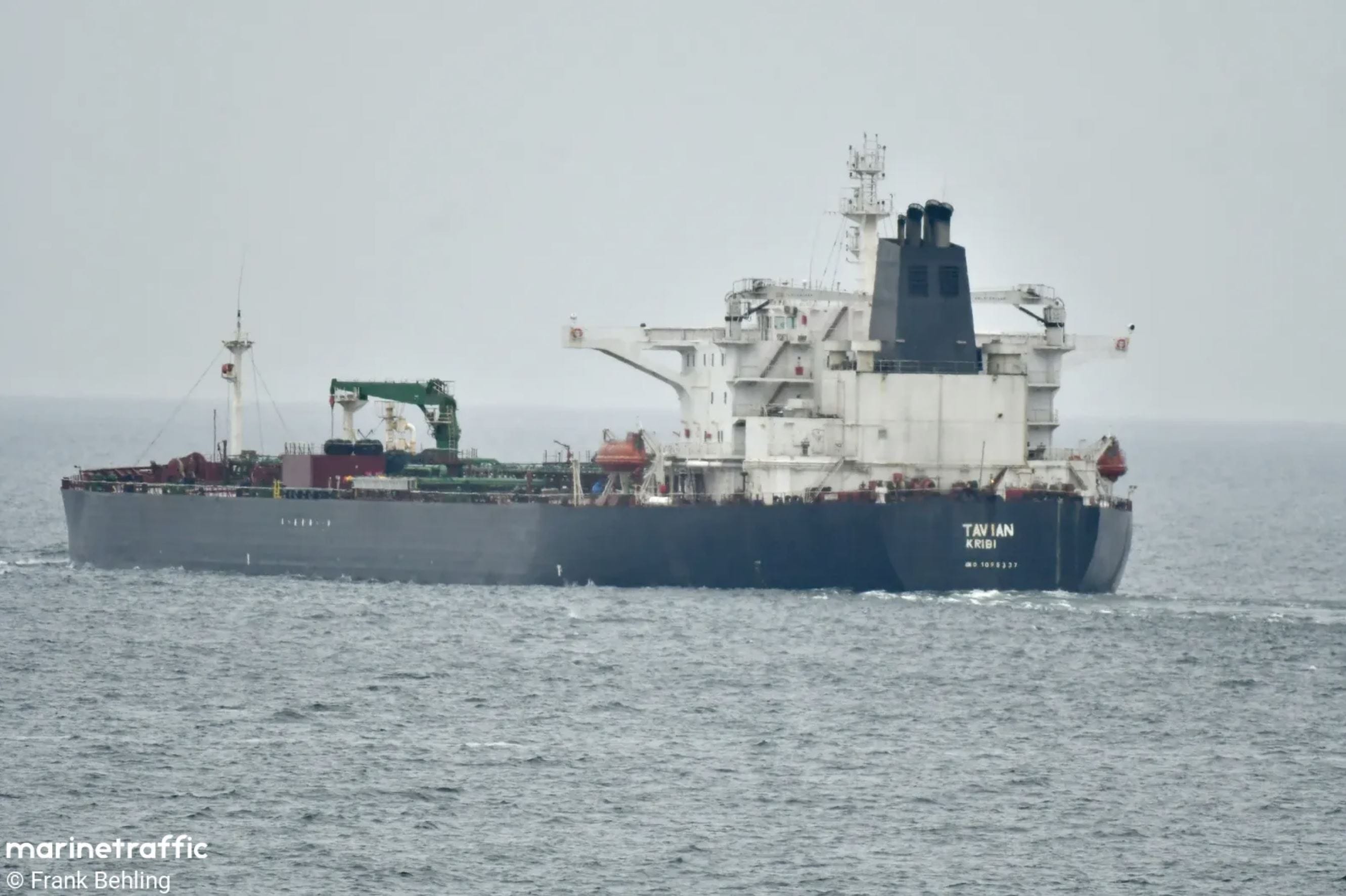 Germany blocks Russian “shadow fleet” tanker from entering its territorial waters in unprecedented move