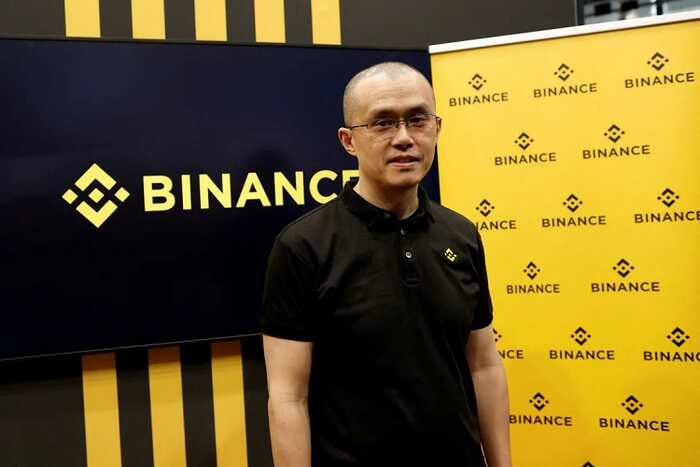 Binance начала продвигать стейблкоин семьи Трампа после помилования основателя биржи — NYT