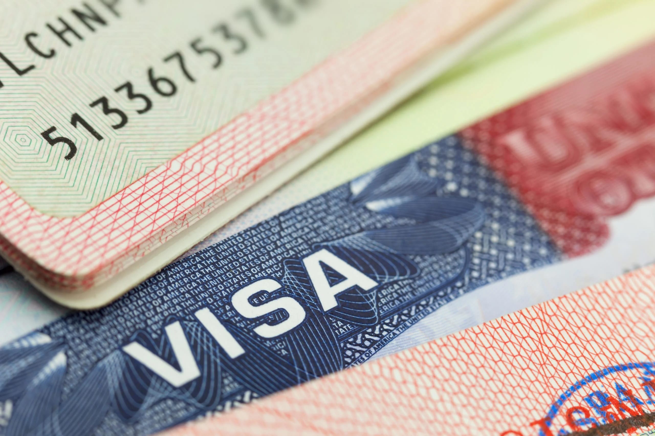Госдеп США расширил программу залога за американскую визу в размере $15 тысяч и добавил в нее Грузию и еще 11 стран